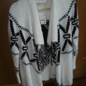 Cardigan fall sweater w/fringe